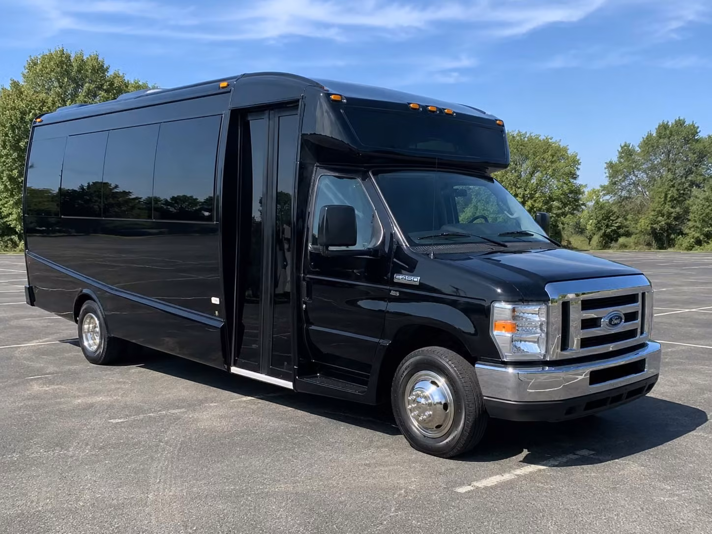 15 passenger minibus