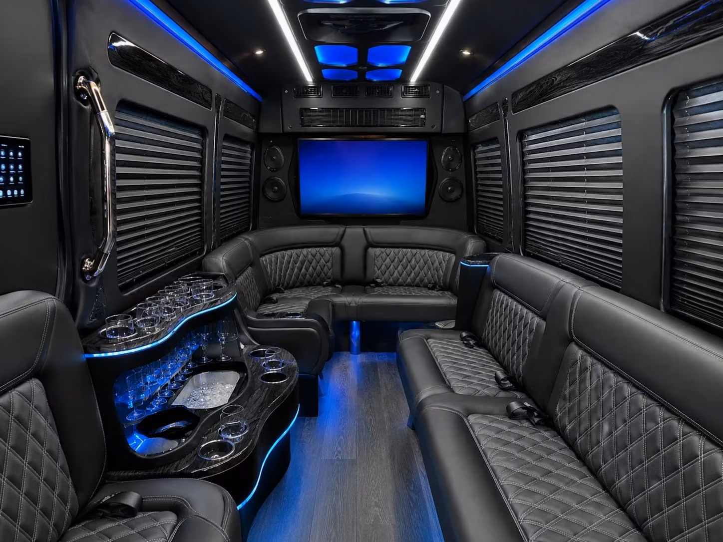 shuttle buses for lamar university athletics and college sports events