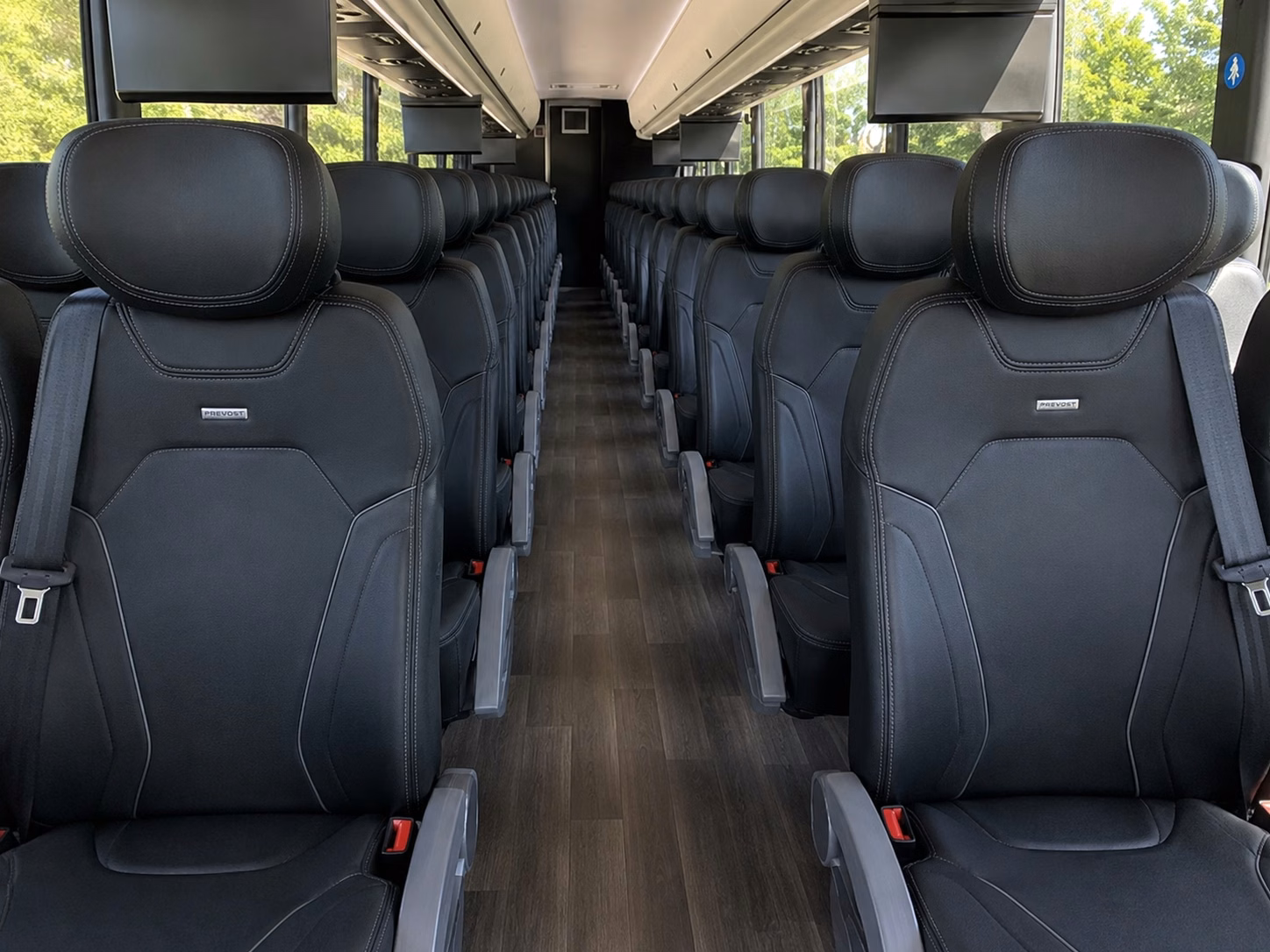 shuttle your wedding guests between port arthur hotels and your ceremony venue